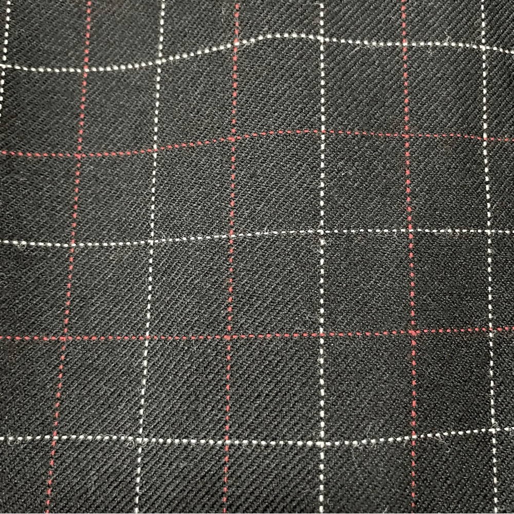 Pendleton 100% Wool Black And Red Plaid Skirt Sz 14 - Picture 5 of 5